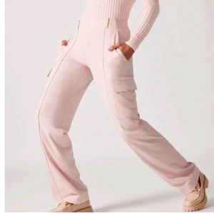 Athleta Vienna Cargo Pant, orchid pink, size 0. 2 front, 2 back, 2 side pockets.